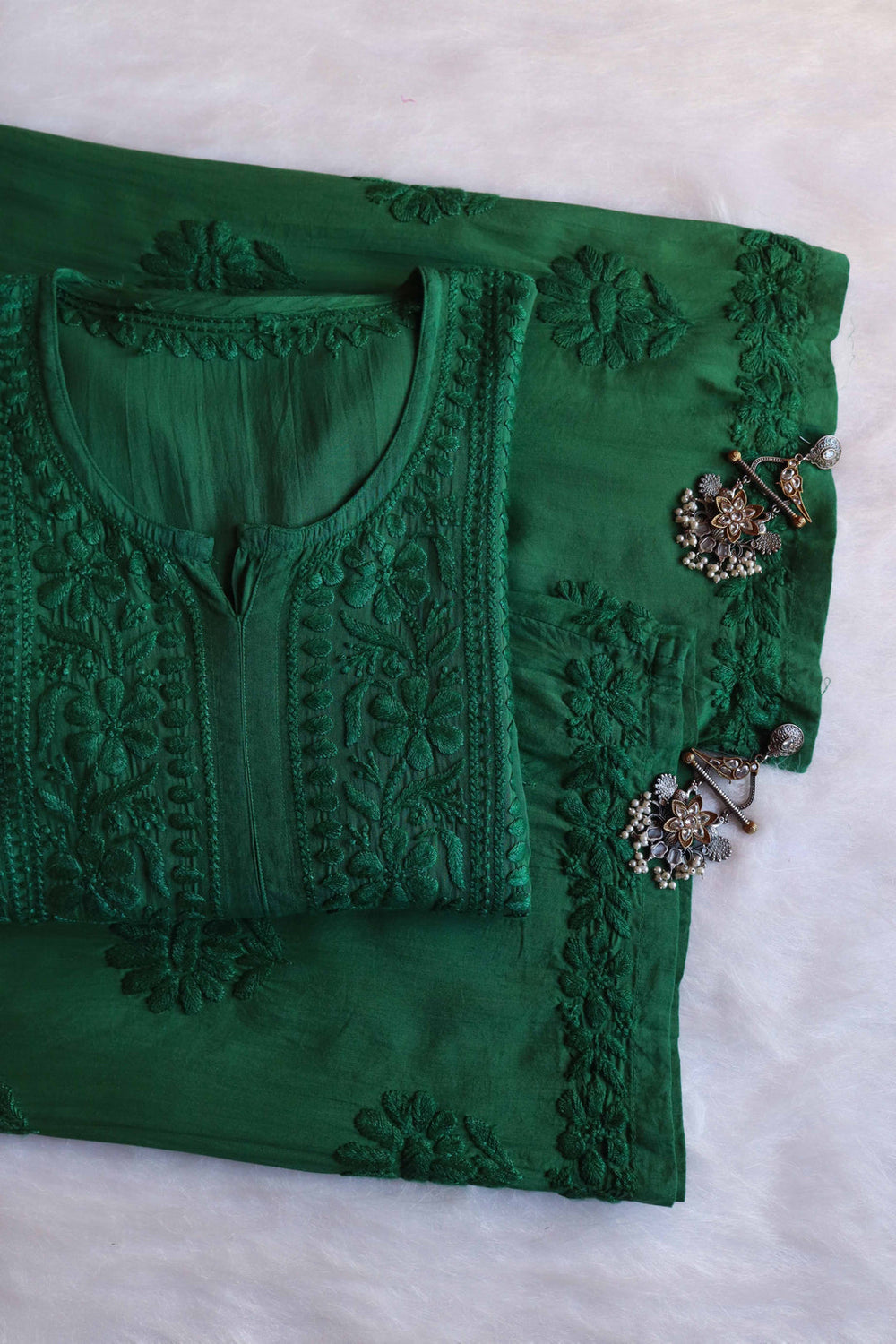 ZEENAT BOTTEL GREEN KURTA PANT SET