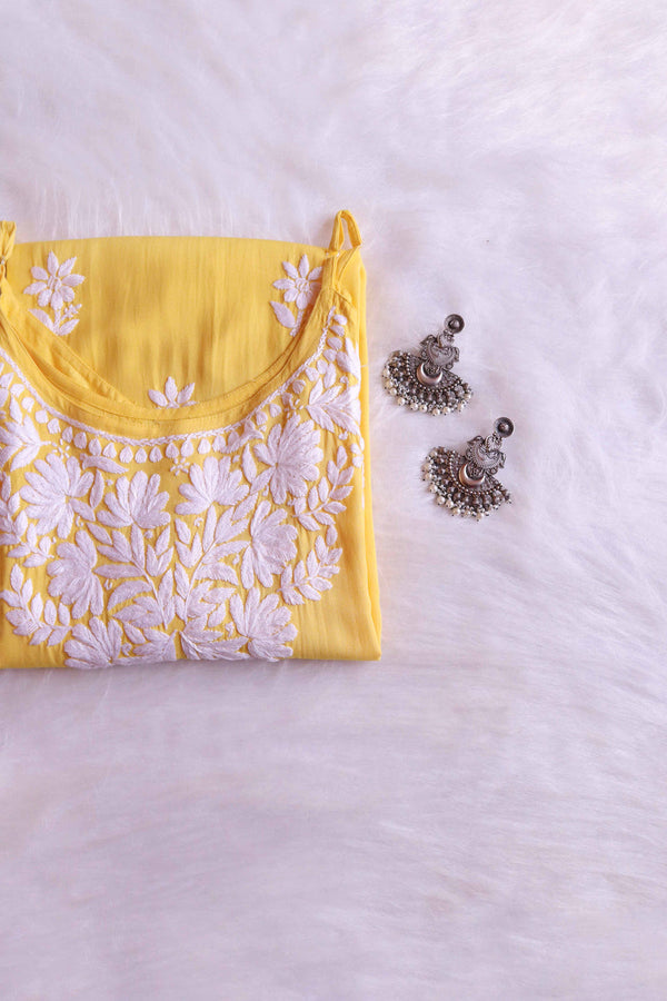 SAMA YELLOW SLEEVLESS RAYON KURTA
